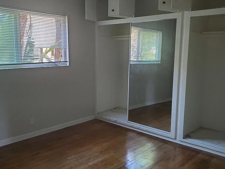 100 S Grand Oaks Ave #3A — Photo 8