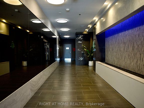 3rd image of 118 Holmwood Ave #708