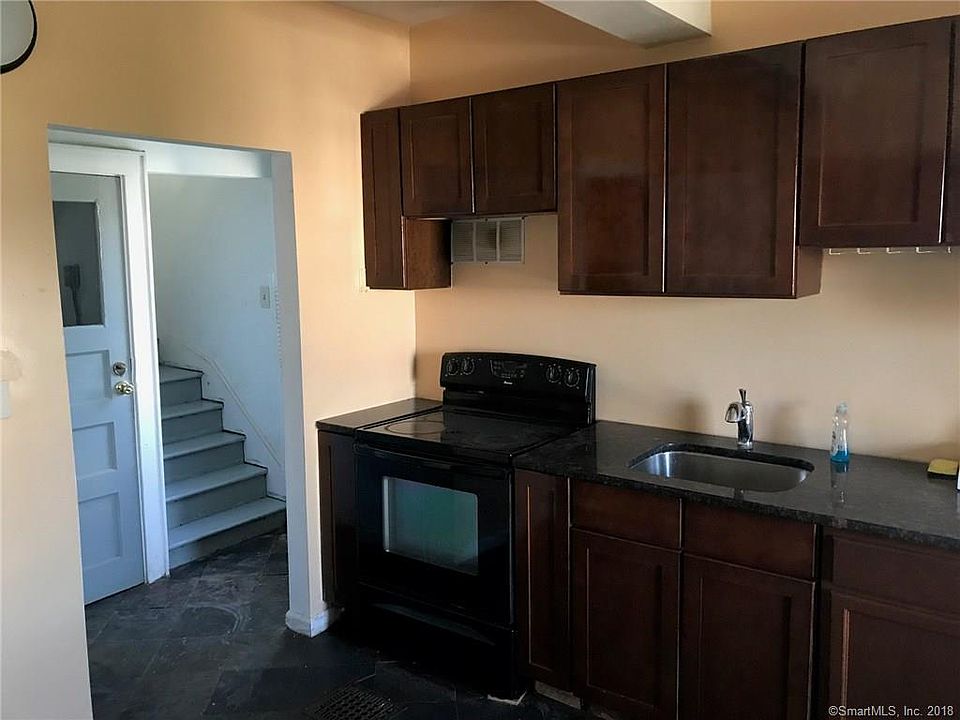 4 Gilman St, Hartford, CT 06114 Zillow