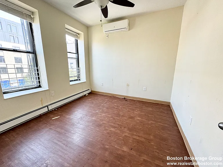 13 Ruggles St #4 — Photo 6