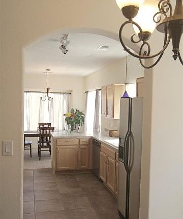 5th image of 2628 Sarita Ave NW