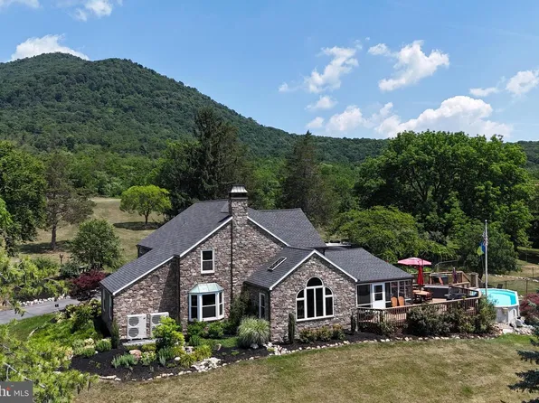10787 Lincoln Way W #W, Fort Loudon, PA 17224