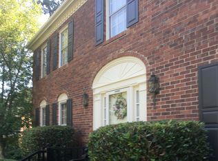 201 Newport Ln, Lilburn, GA 30047