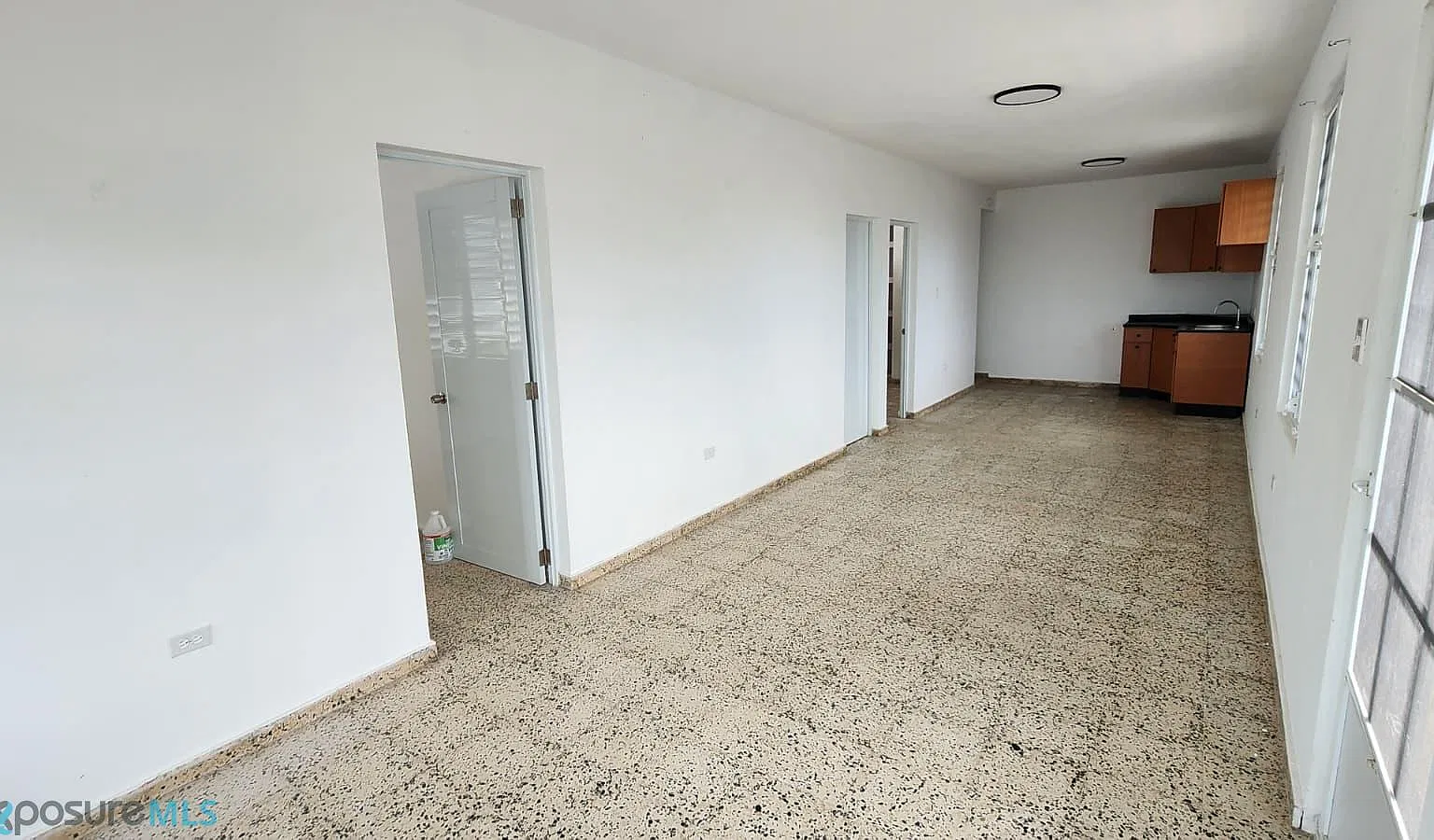 3 bed, 1.0 bath, 1500 sqft, $1,450 — Photo 3