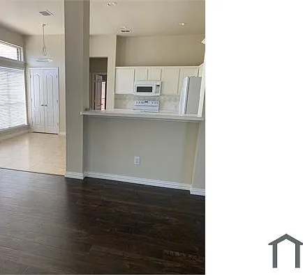 8409 Greenfield Dr — Photo 15