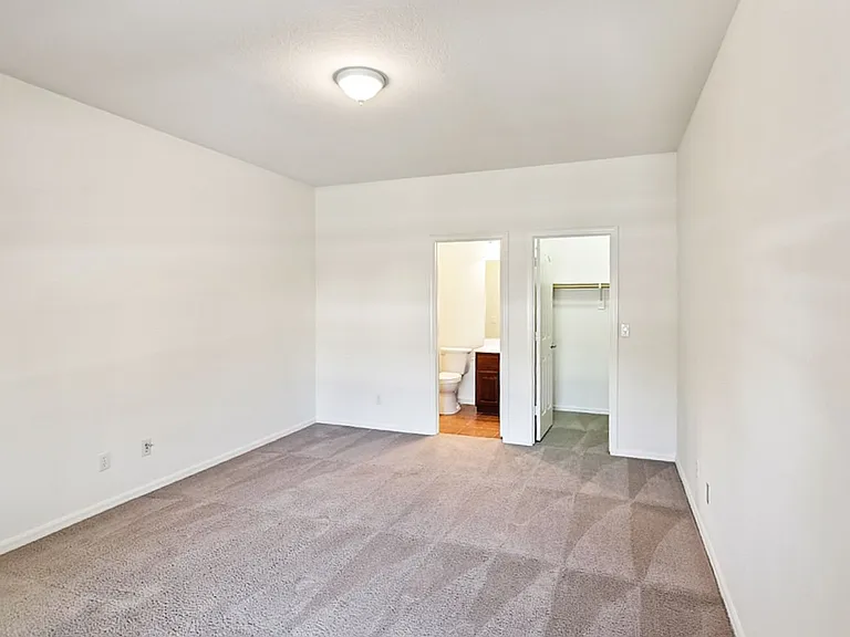 6509 Collingsworth St — Photo 8