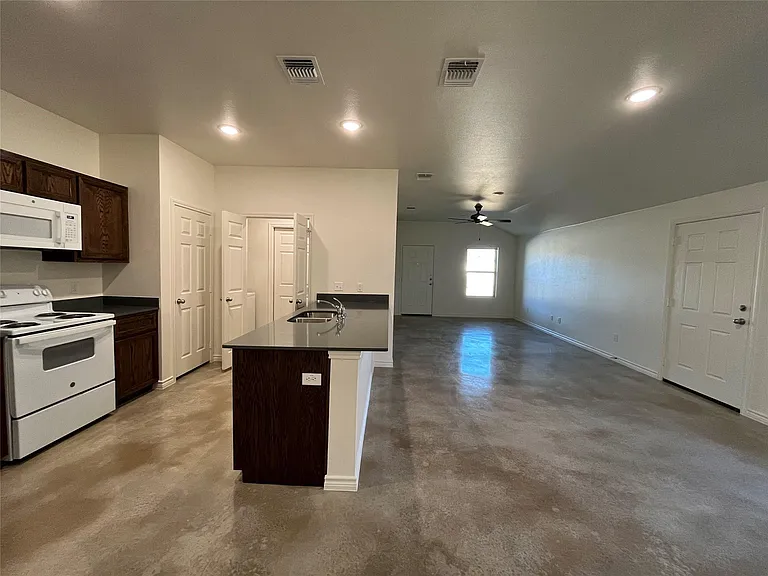 2316 Alterman Dr #A — Photo 7