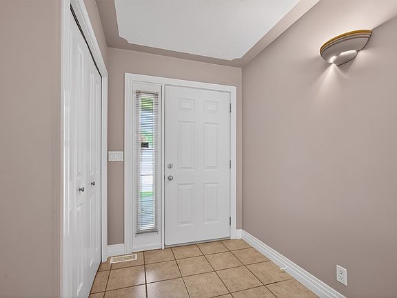 3rd image of 4618 Darin Pl