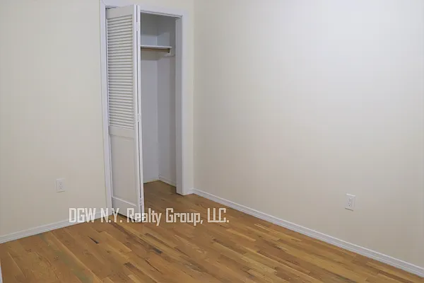 Rented by DGW N Y Realty Group LLC | media 6