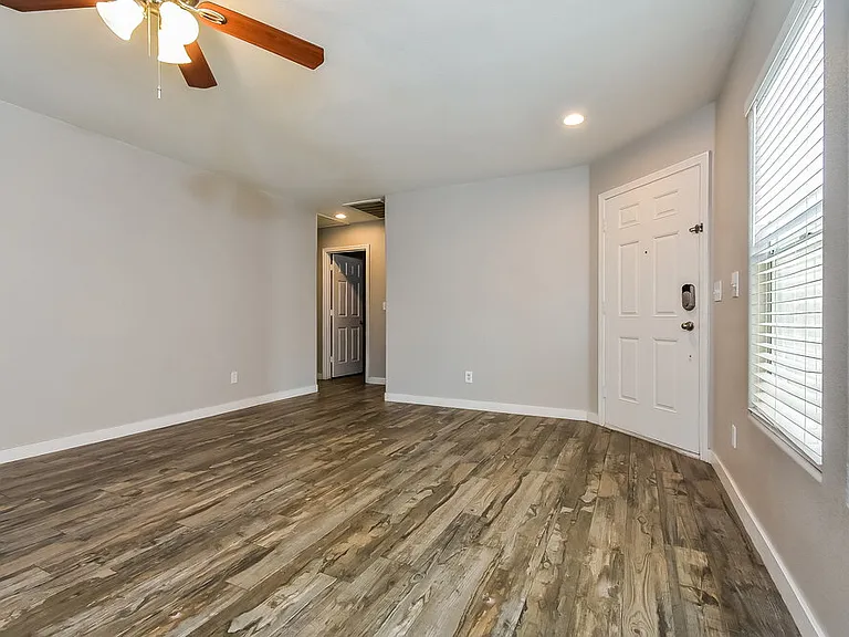 5036 Ironhorse Ranch Ave — Photo 7