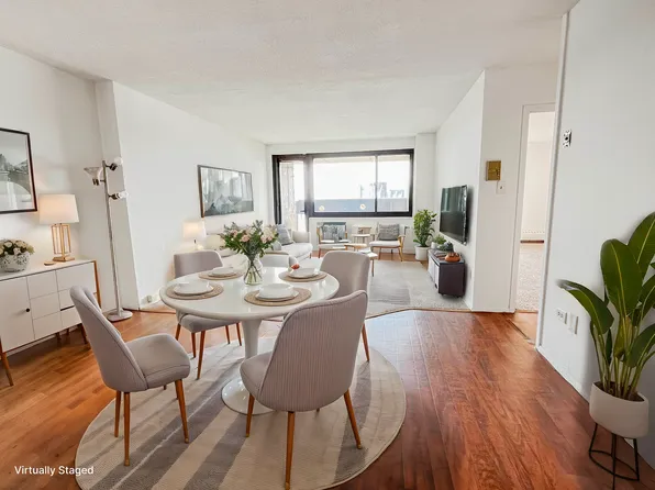 333 Pearl Street 22M image 3 of 17