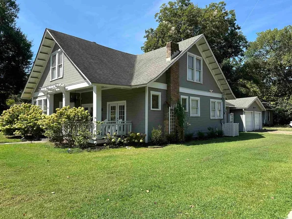 906 School St, Malvern, AR 72104