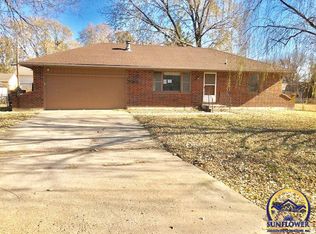 430 NE Oakland Ave, Topeka, KS 66616