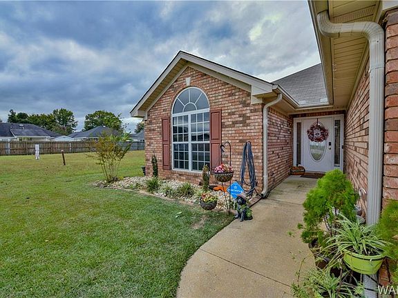 3rd image of 9960 Timberview Dr