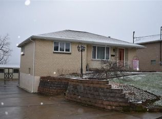 27 Jackson Dr, Monessen, PA