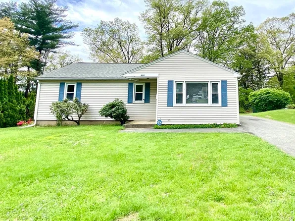 302 W Allen Ridge Rd, Springfield, MA 01118