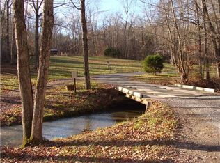 1017 N Boiling Springs Pvt Ct, Portland, TN 37148