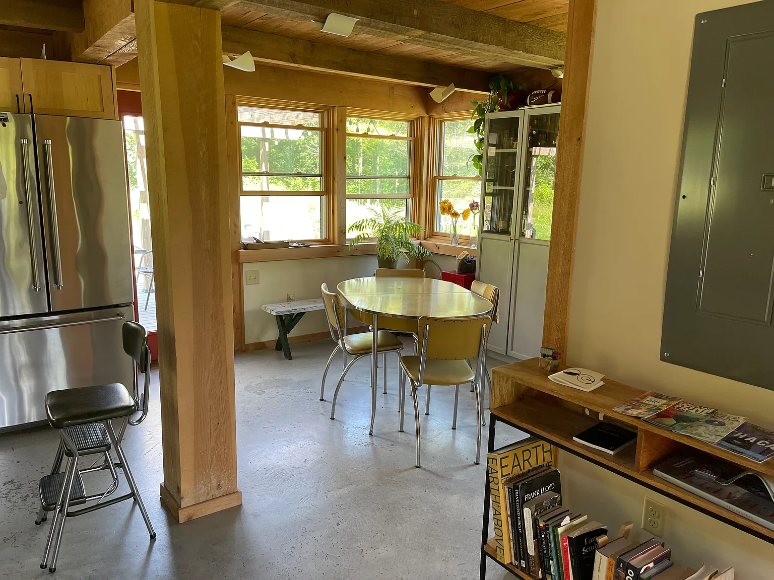 1614 Ellis Hollow Rd — Photo 4