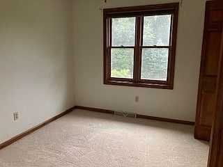 5th image of 9970 Buckingham Pl