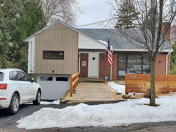 2nd image of 151 Woodcrest Ave