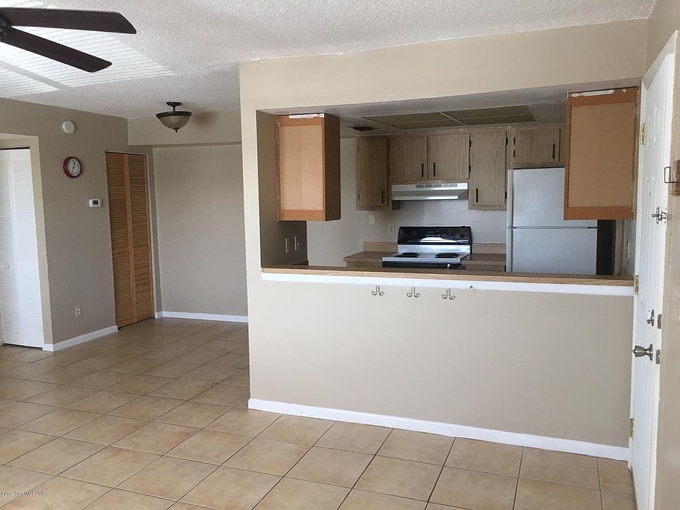 2nd image of 596 N Wickham Rd APT 66
