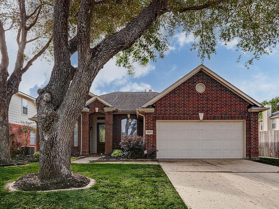 1st image of 20827 Whitevine Way