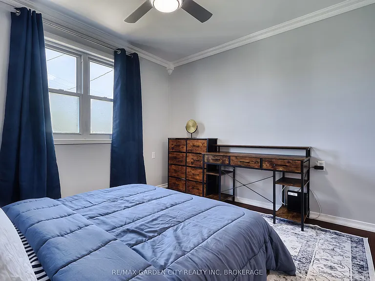 84 Lincoln Ave — Photo 13