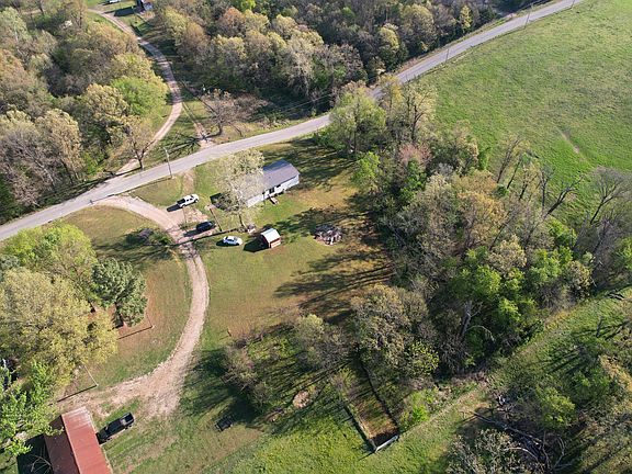 3rd image of 15455 E 390th Rd