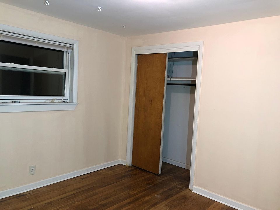 1st image of 4440 Ayrshire St