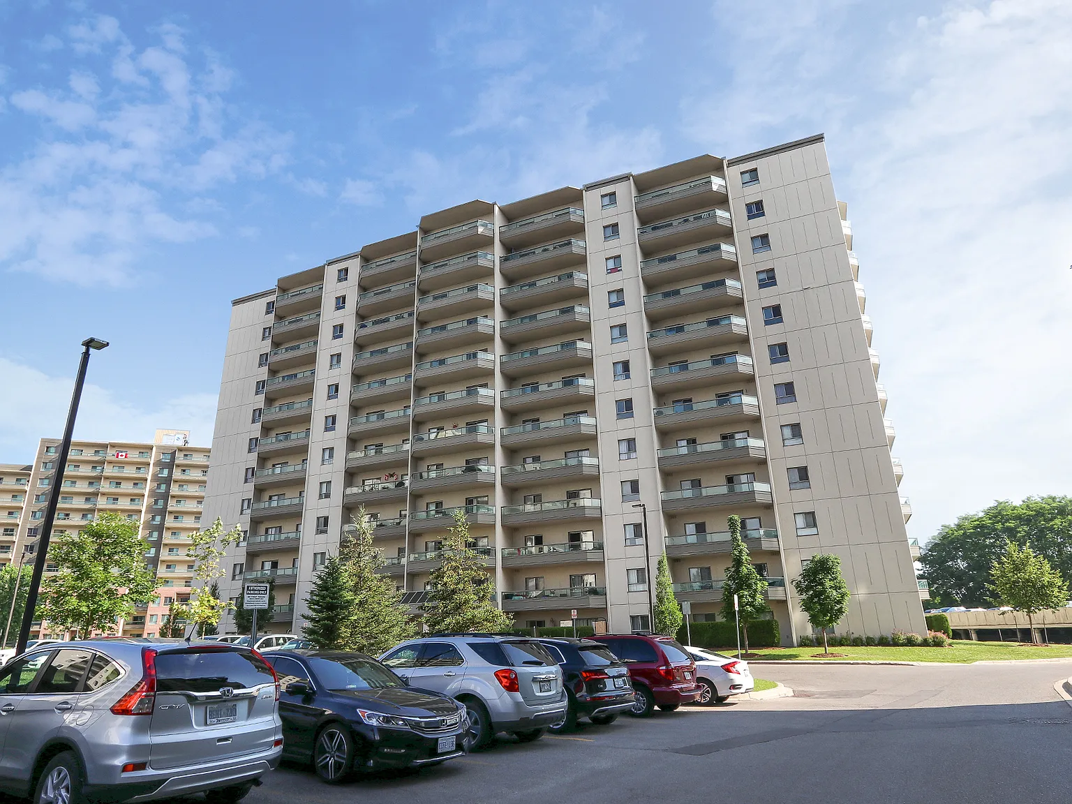 Beaverbrook Towers II — Photo 2