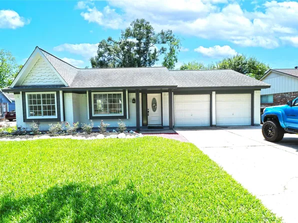 9211 Blankenship Dr, Houston, TX 77080