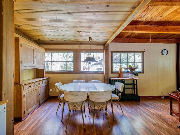4th image of 8 Hahn Road