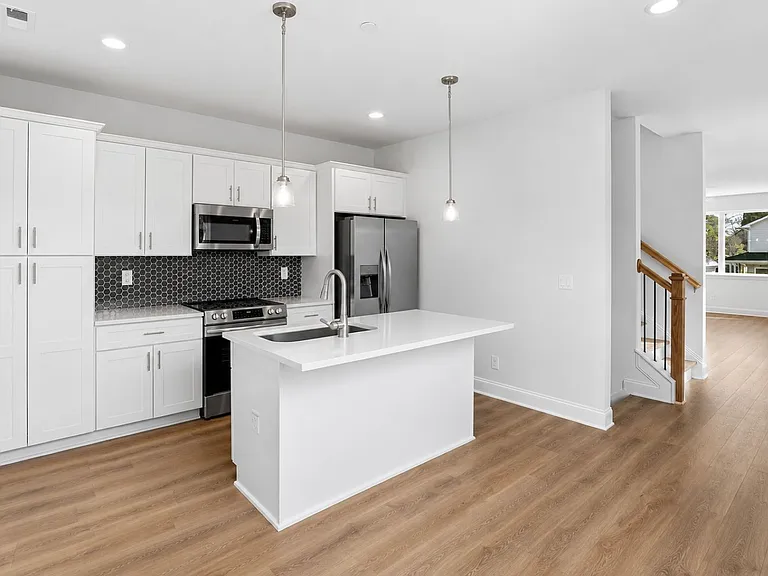 339 Gray Dr — Photo 16