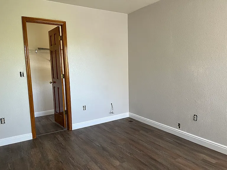 Bed Room 3 with Walkin Closet