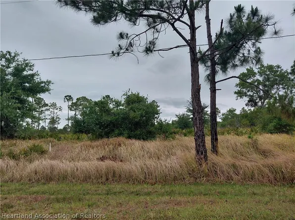 7936 Granada Blvd, Sebring, FL 33872