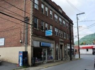 104 Main St, Logan, WV 25601