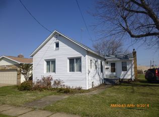 203 W Broad St, Louisville, OH 44641