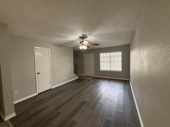 8730 Glen Meadow Ln #1, Beaumont, TX 77706