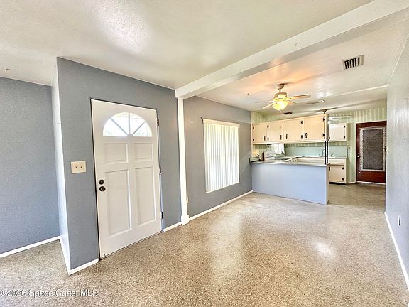 3rd image of 1012 Rabun Ln