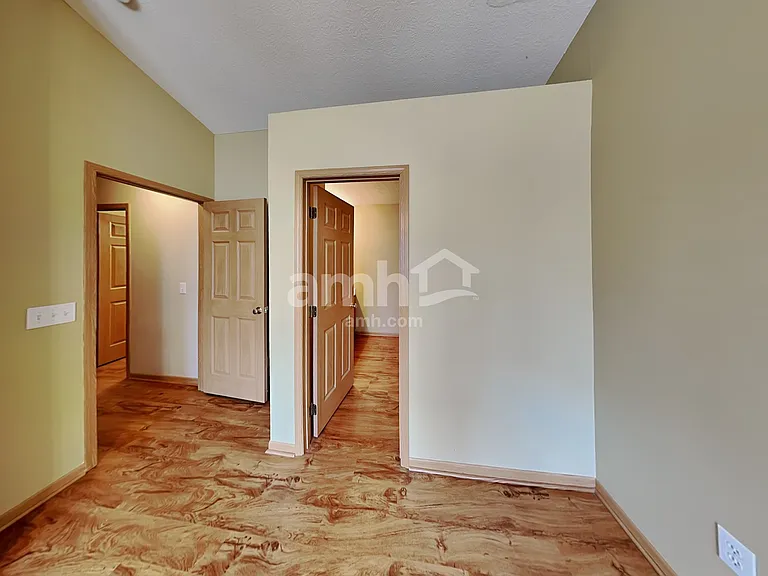 2395 Featherwood Dr — Photo 13