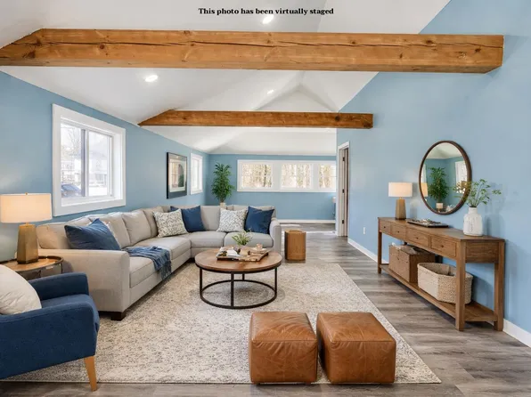 8 Phillips Lane, Rochester, NH 03868