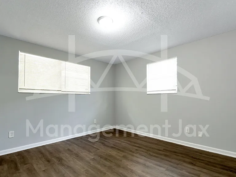 3362 Lowell Ave — Photo 8