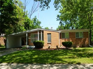 15310 Joan Ave, Oak Park, MI