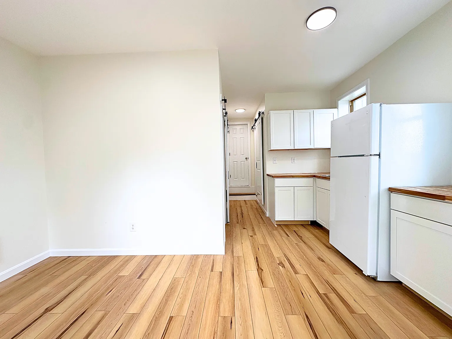 1 bed, 368 sqft, $1,400 — Photo 4
