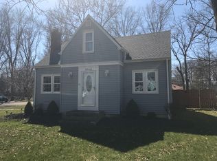 3360 Wallace Dr, Grand Island, NY 14072