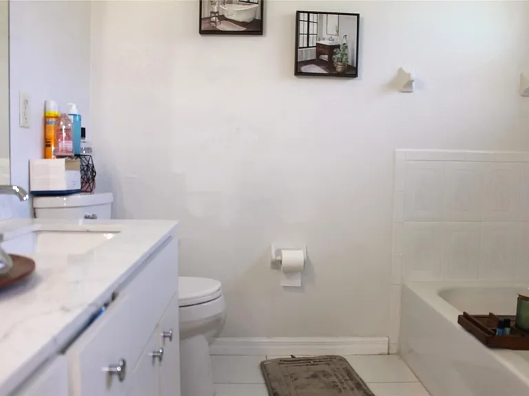 2375 Monaco Cove Cir — Photo 9