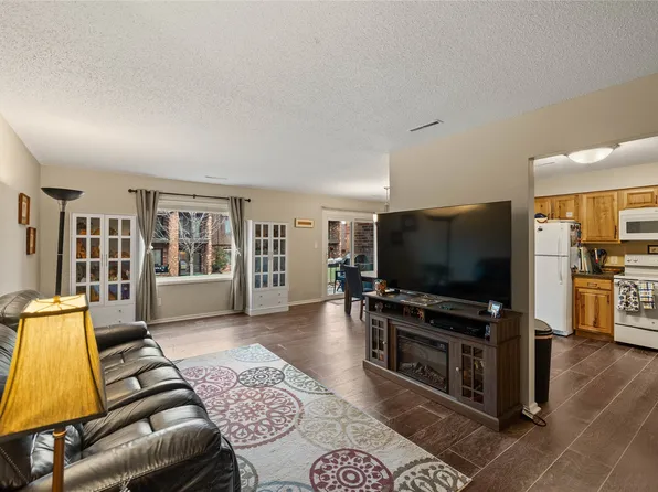 4773 Woodland Ave Unit 5, West Des Moines, IA 50266