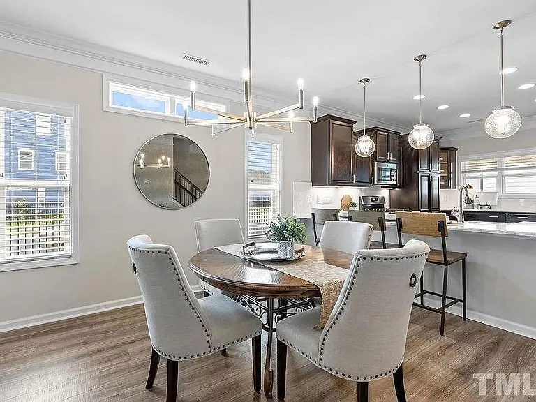 1188 Russet Ln — Photo 9
