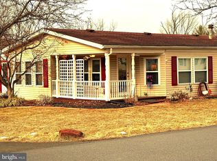 10 Black Cherry Ct W, Harleysville, PA