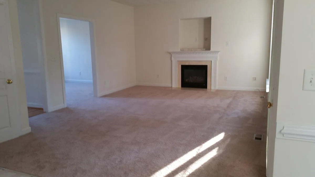 4 bed, 3.5 bath, 3100 sqft, $3,625 — Photo 4
